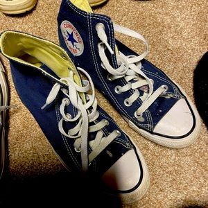 Dark blue Converse. Size 7.